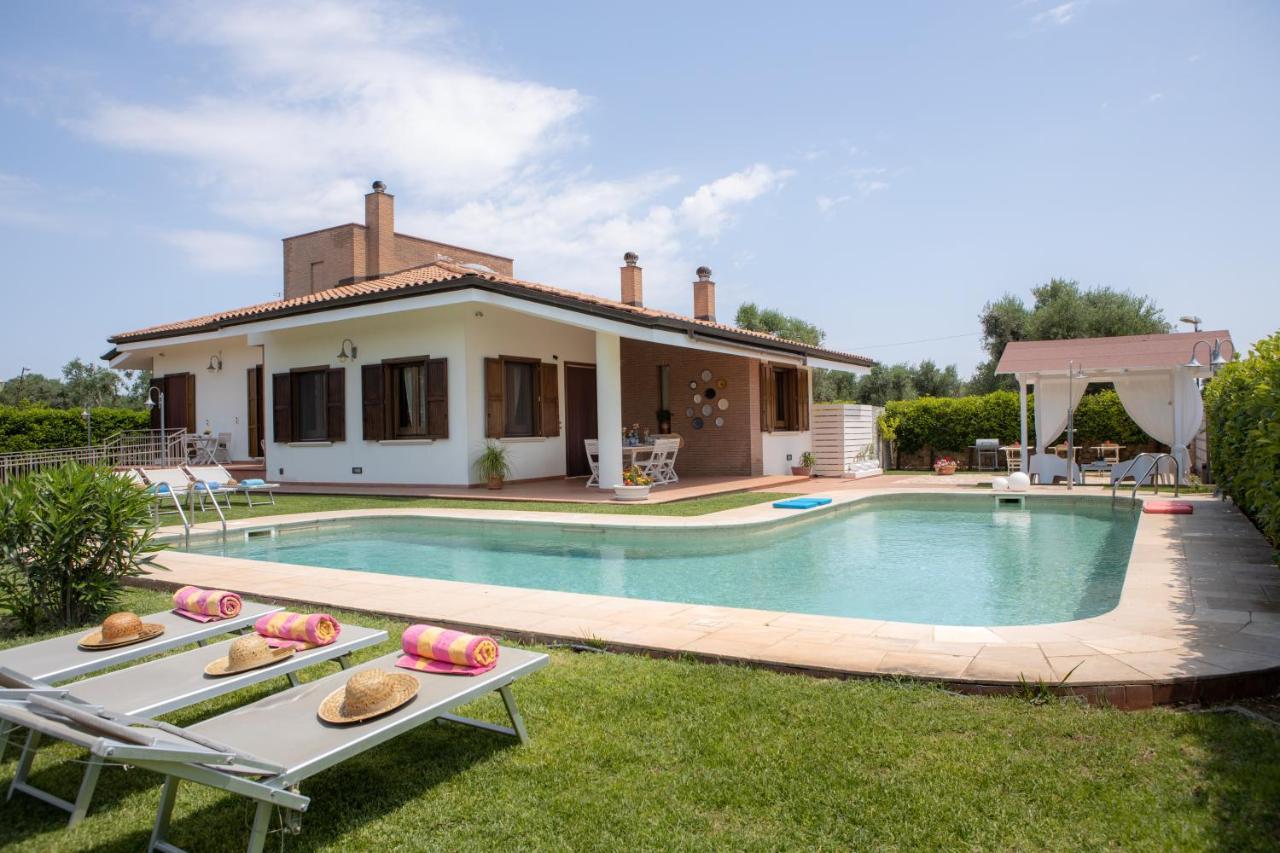 Ellea Resort San Michele Salentino Luaran gambar